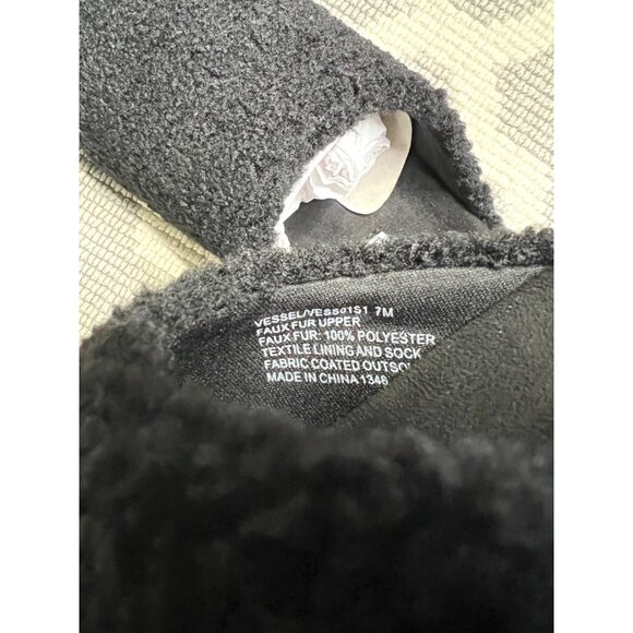 Steve Madden Women's Black Fleece lined Slippers Size 7M Black Polyester Cozy - Picture 4 of 4